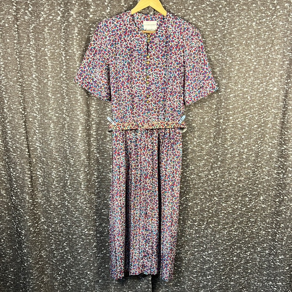 Vintage Schrader 80s Adorable Floral Short Sleeve Dress With Belt‎ Size 12